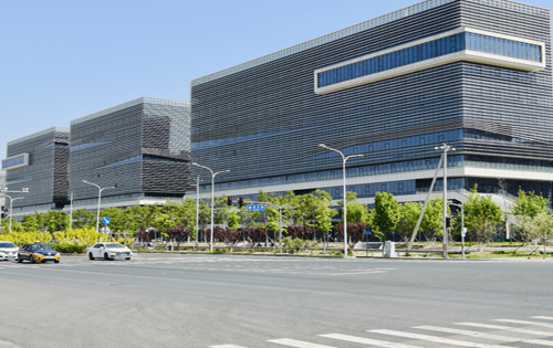 华控中心外立面